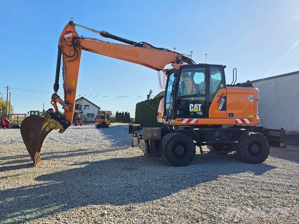CAT M317F, 2017 ROK, PODPORY + PŁUG, KRÓTKI TYŁ COMPAC Ratasekskavaatorid