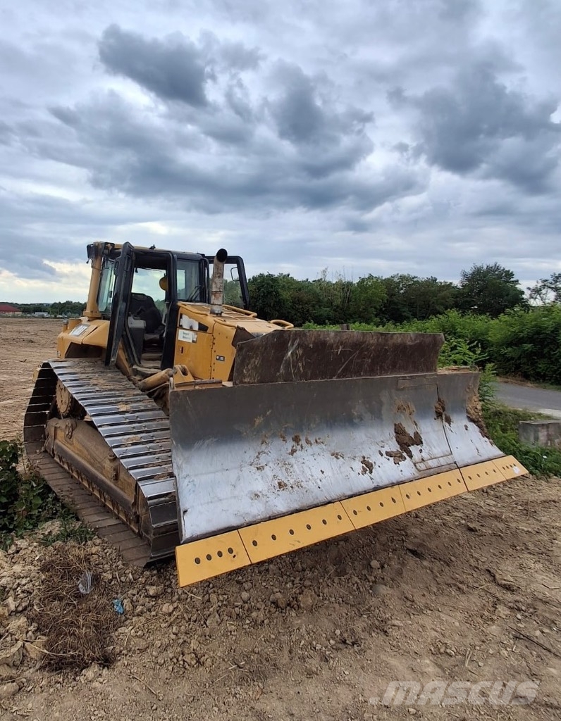 CAT D 6 N Buldozere pe senile