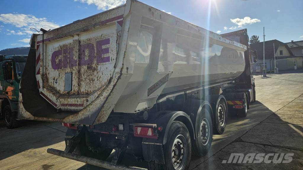 Carnehl CHKS/HH - 3 AXLE MULDA TRAILER - LIFTING AXLE Tipper semi-trailers