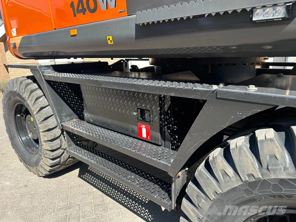 Hitachi ZX140W-5B ZX140W-5B Escavadeiras de rodas