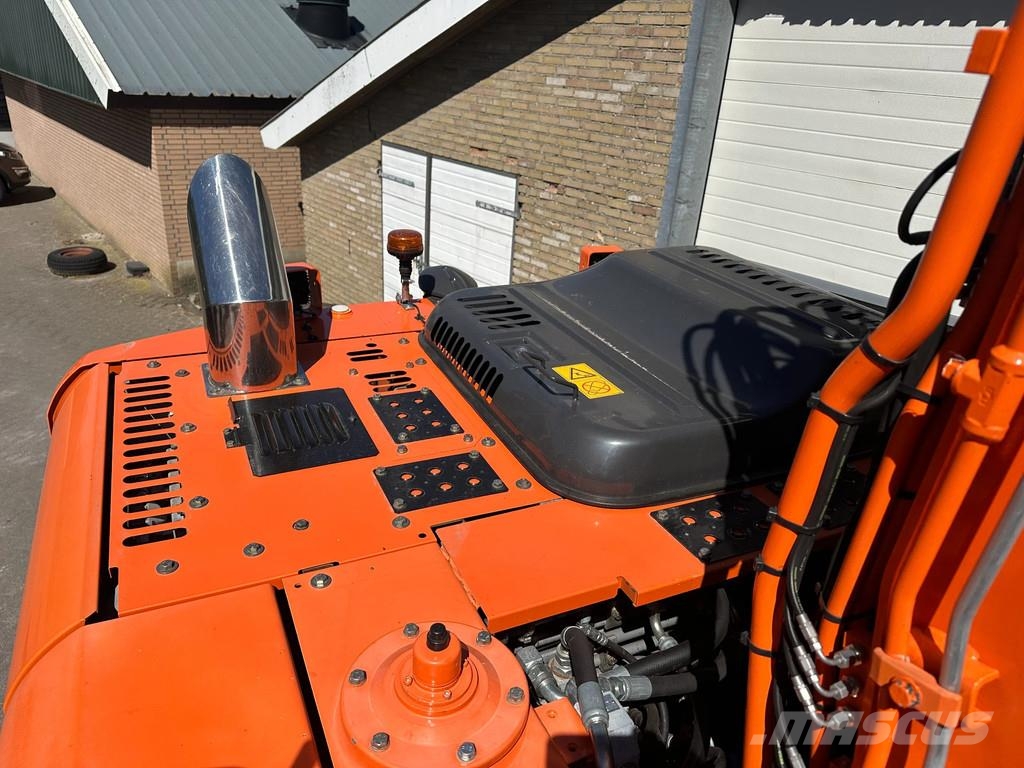 Hitachi ZX140W-5B ZX140W-5B Escavadeiras de rodas