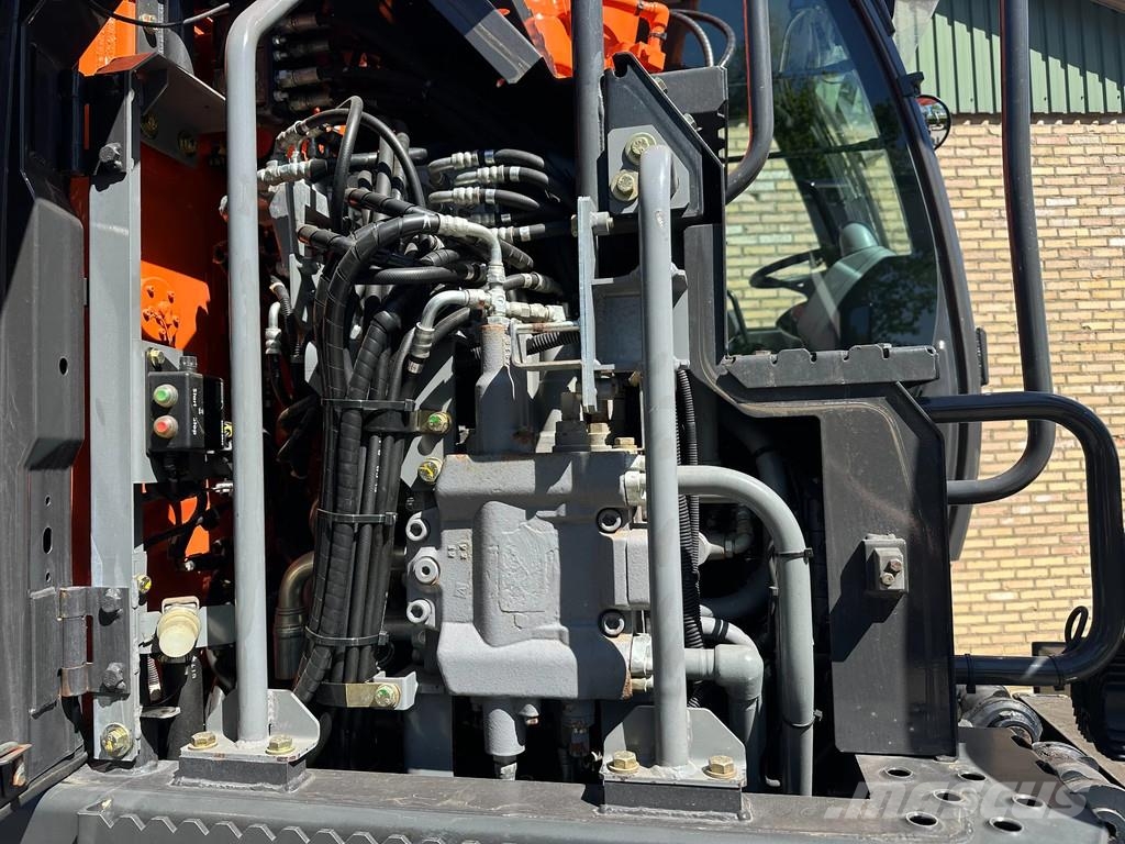Hitachi ZX140W-5B ZX140W-5B Escavadeiras de rodas