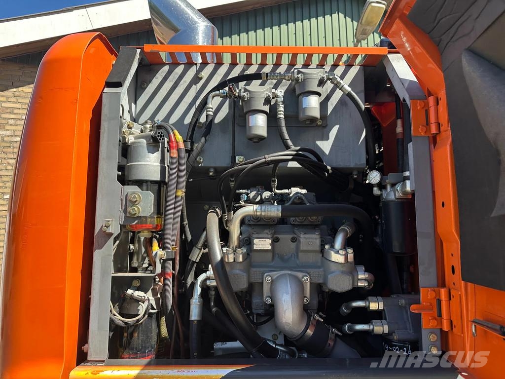 Hitachi ZX140W-5B ZX140W-5B Escavadeiras de rodas