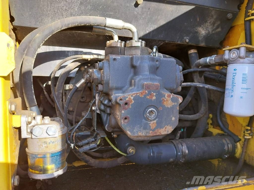 Komatsu PC 240 NLC-7K 履带挖掘机