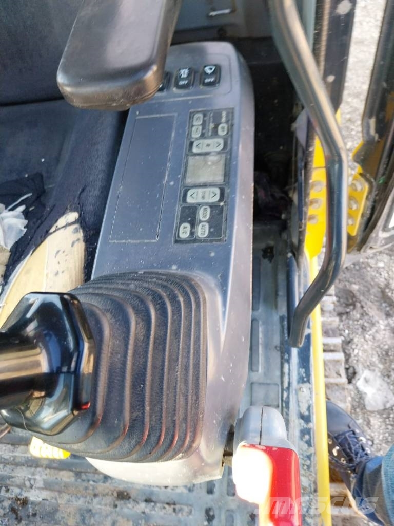 Komatsu PC 240 NLC-7K 履带挖掘机