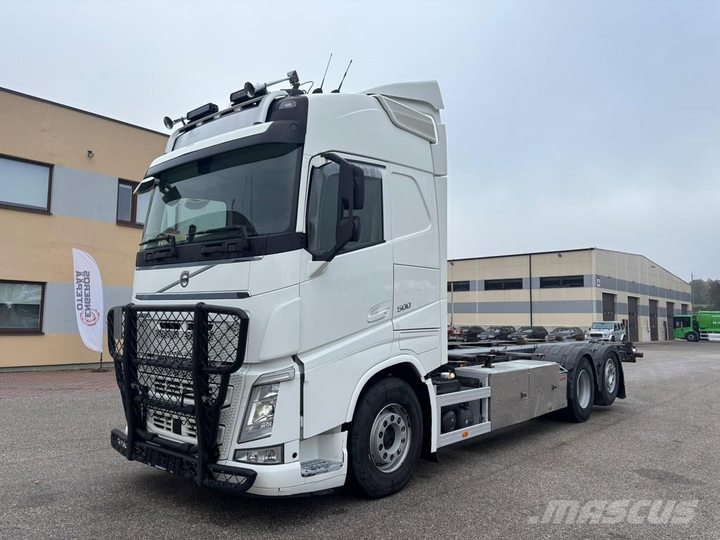 Volvo FH500 6x2*4 EURO6 + RETARDER + CHASSIS L7600mm Smagās mašīnas ar konteineriem