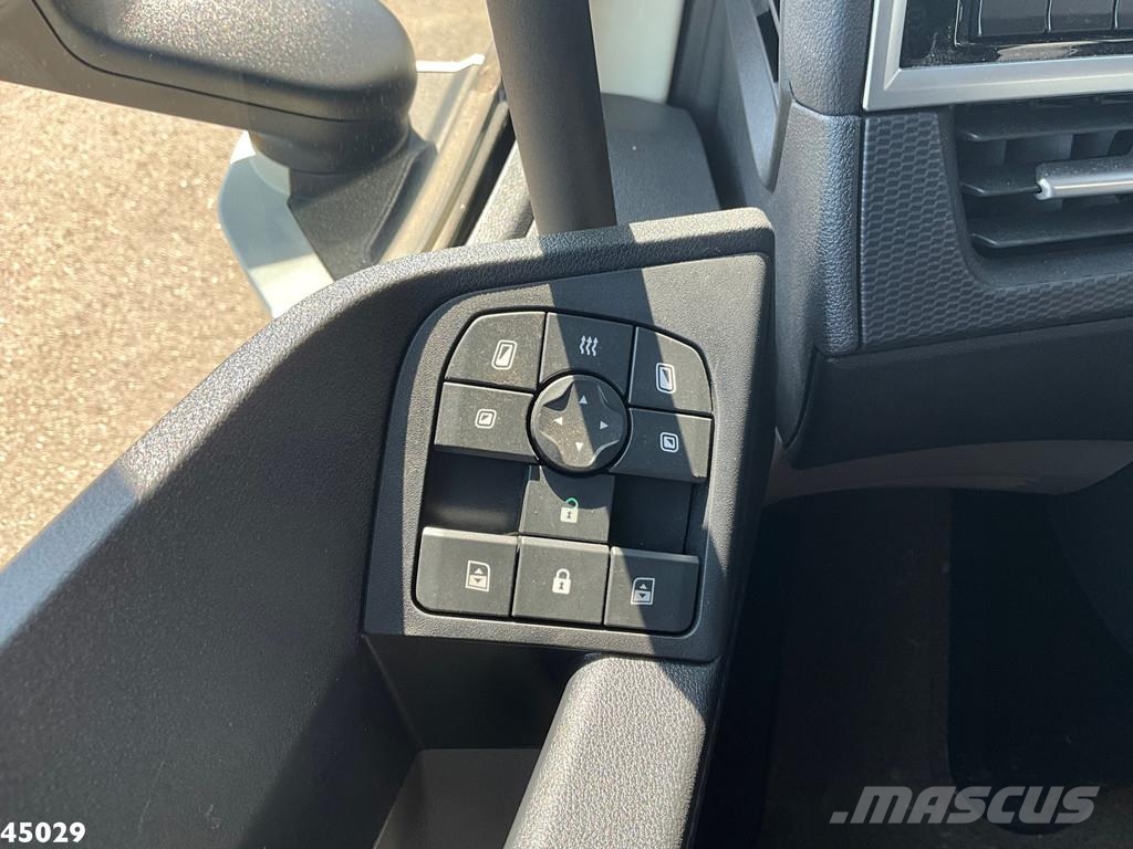 DAF FAX XF 530 Euro 6 HMF 95 Tonmeter laadkraan + Fly- Mobiilinosturit