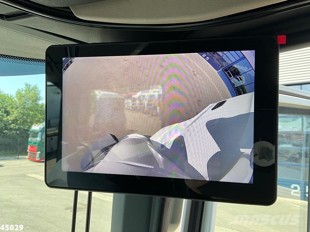 DAF FAX XF 530 Euro 6 HMF 95 Tonmeter laadkraan + Fly- Mobiilinosturit