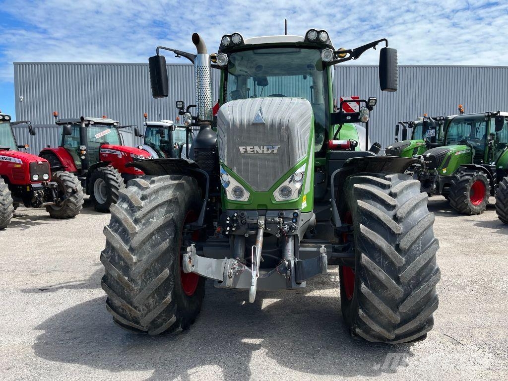 Fendt 826 VARIO PROFI + Traktorer