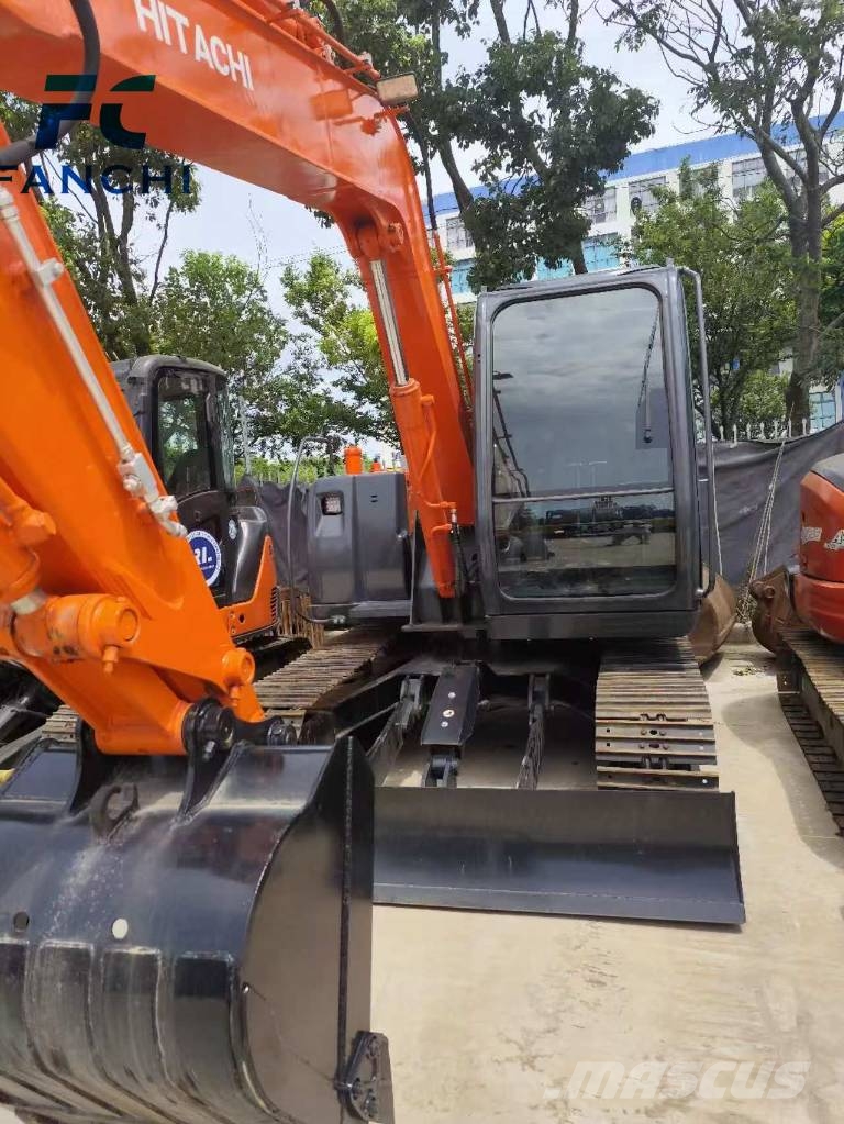 Hitachi ZX70 حفارات زحافة
