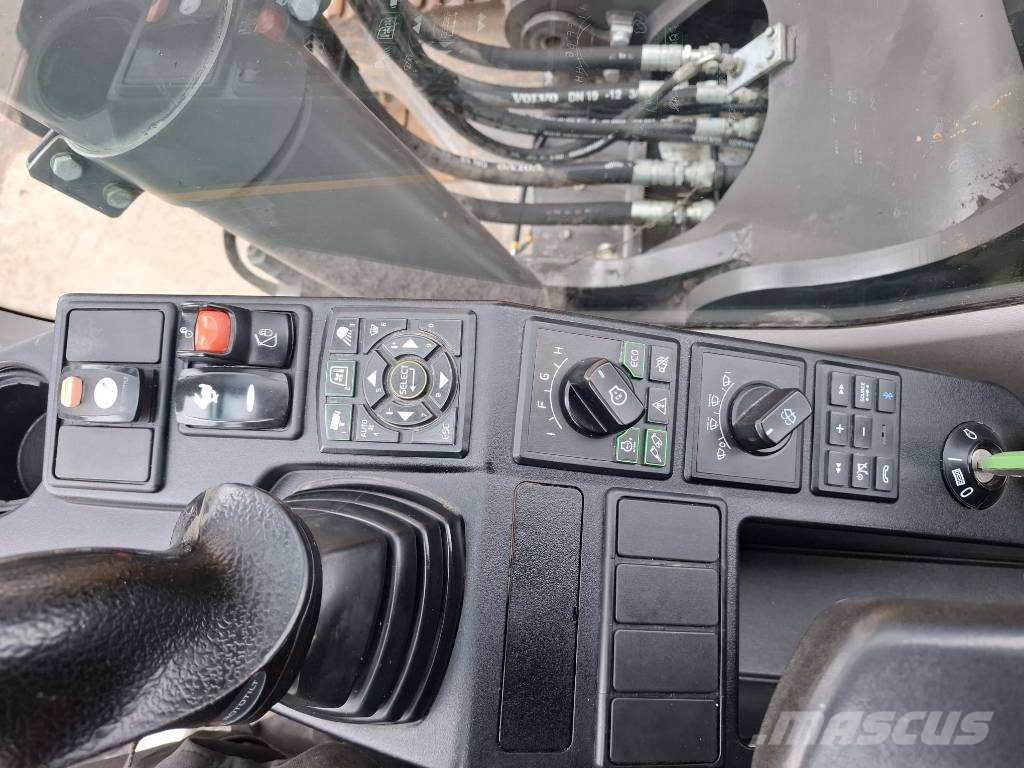 Volvo EC 220 EL Excavadoras de cadenas