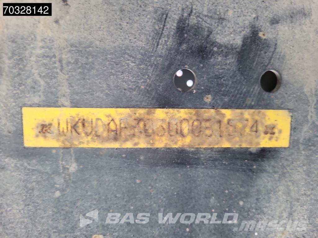 Kässbohrer XS 5 axles Palletbox Schuifzeilen