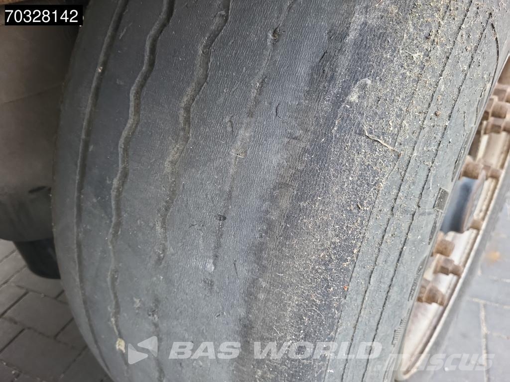 Kässbohrer XS 5 axles Palletbox Schuifzeilen