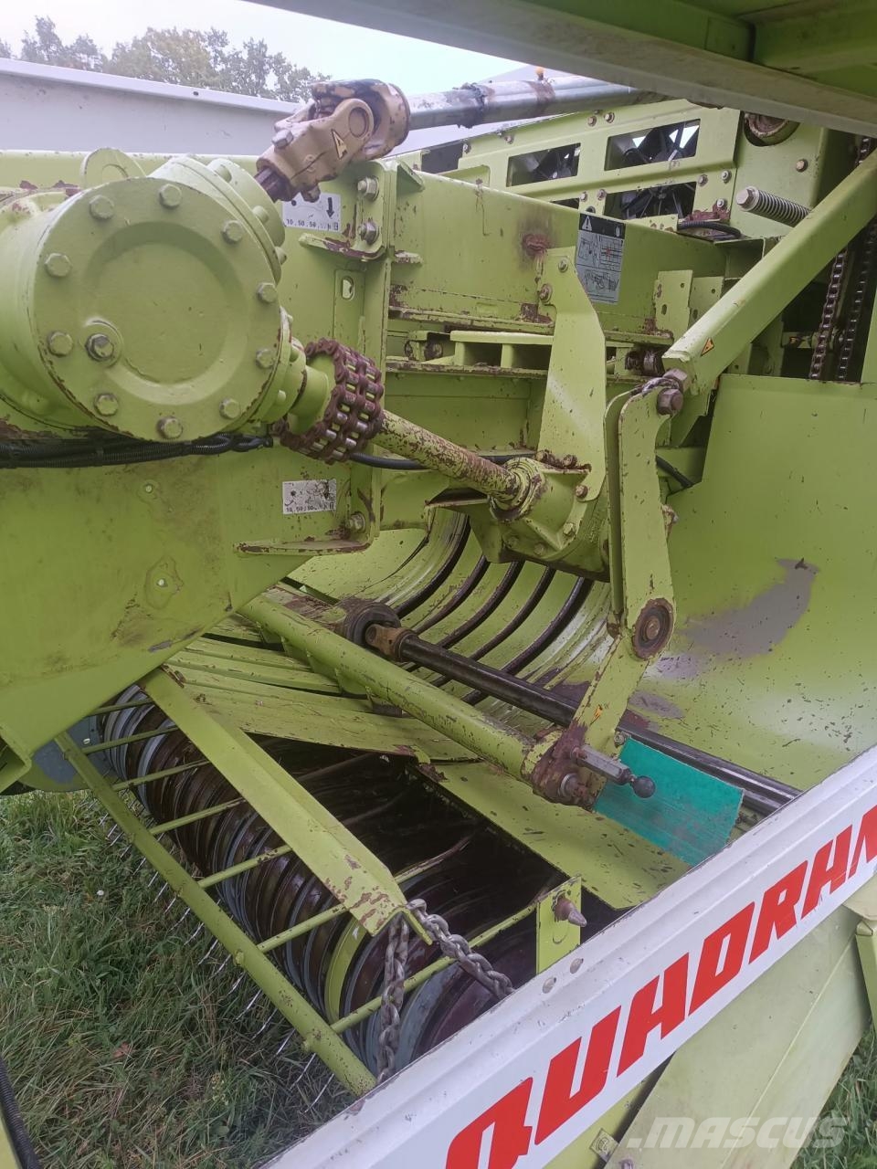 CLAAS Quadrant 1100 Quaderpressen