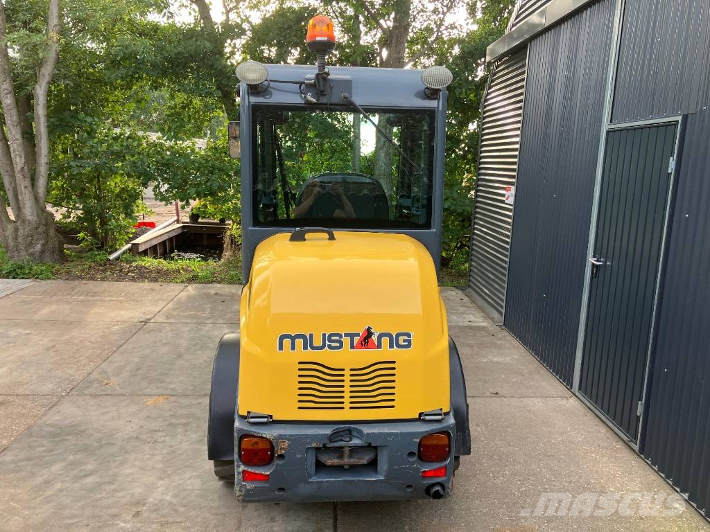 Mustang AL 506 Cabine | 980 u | 46 PK Wielladers