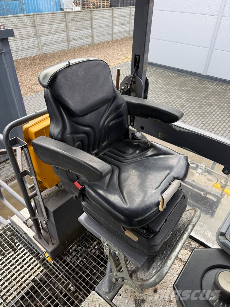 Dynapac SD 2500 CS Машини за асфалт