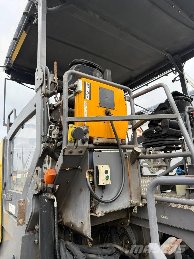 Dynapac SD 2500 CS Машини за асфалт