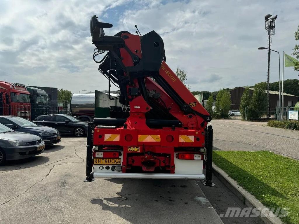 Renault T HIGH 520 6X2 EURO 6 + PALFINGER PK16002 ROTOR FU Flatbed / Dropside trucks