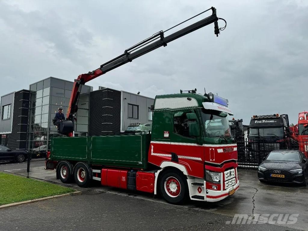 Renault T HIGH 520 6X2 EURO 6 + PALFINGER PK16002 ROTOR FU Flatbed / Dropside trucks
