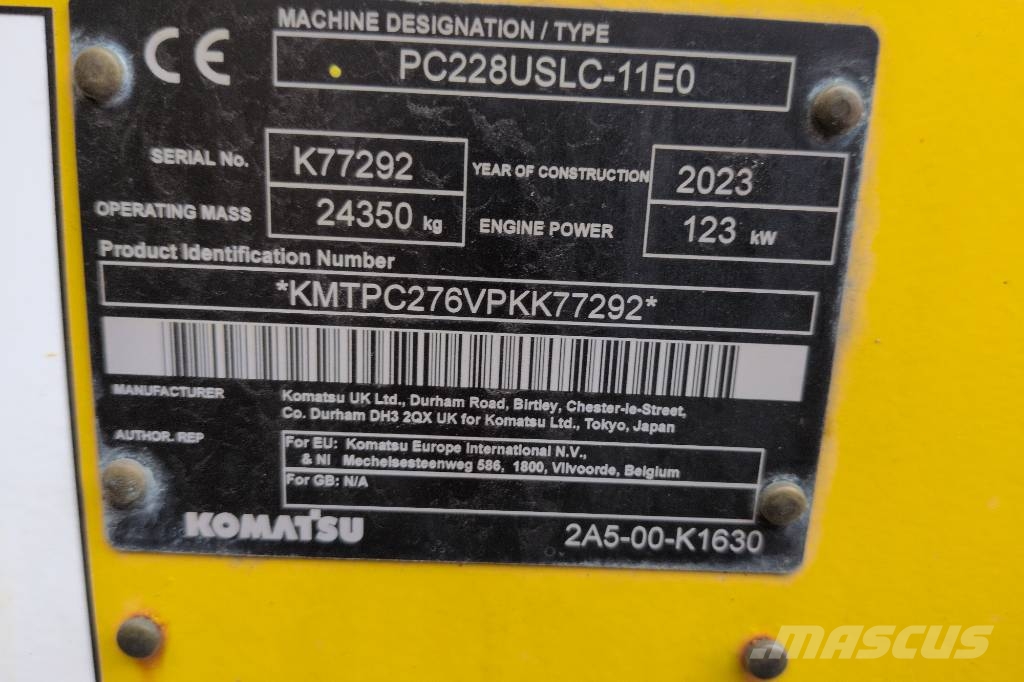 Komatsu PC228 USLC-11E0 Bandgrävare Bandgrävare