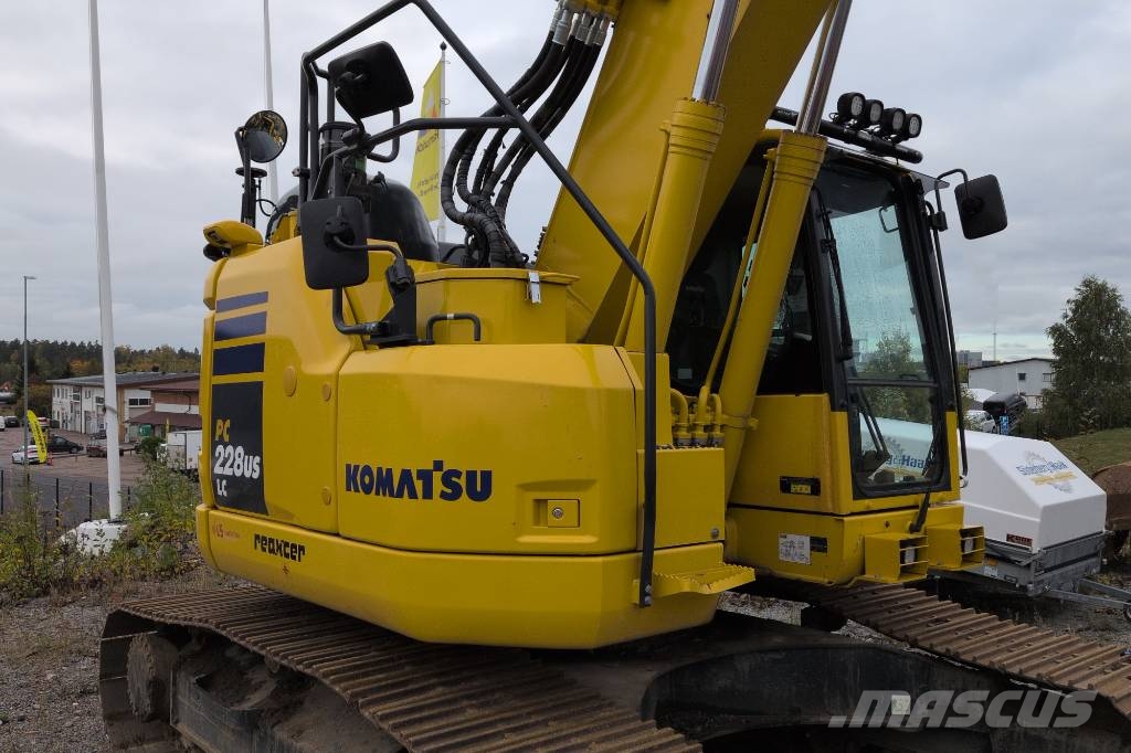 Komatsu PC228 USLC-11E0 Bandgrävare Bandgrävare