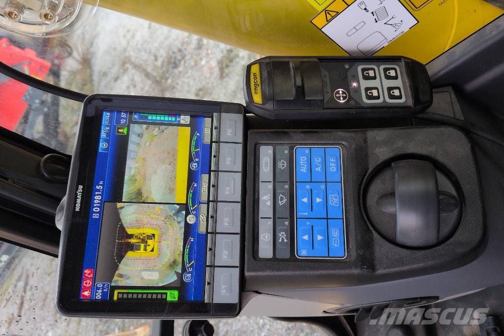Komatsu PC228 USLC-11E0 Bandgrävare Bandgrävare