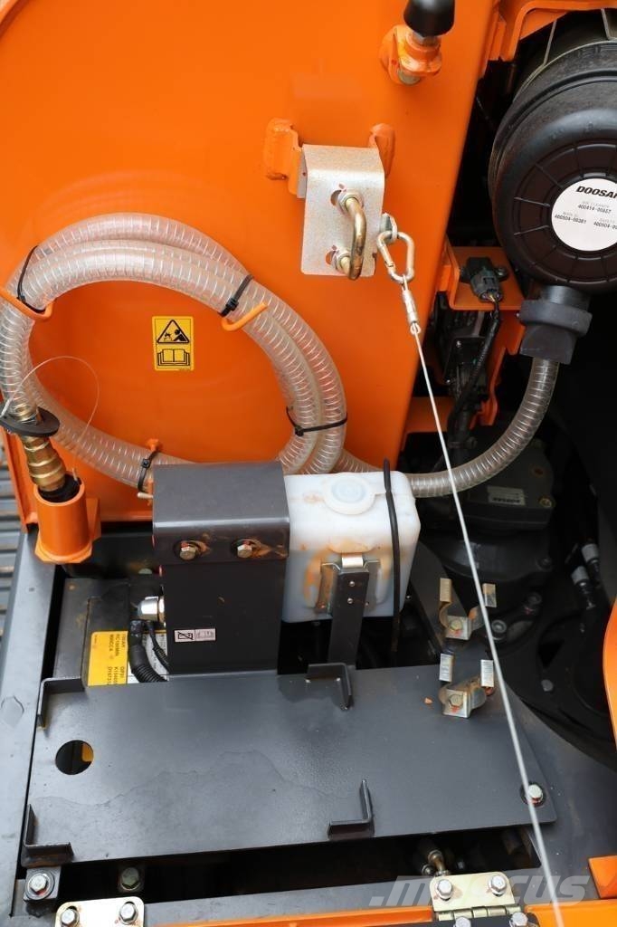 Doosan DX 60-10 Mini ekskavatori < 7 t