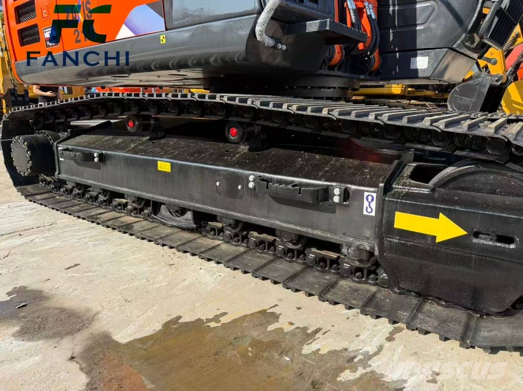 Hitachi ZX 210 Raupenbagger