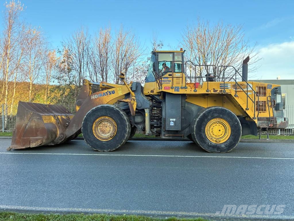Komatsu WA 600-6 Cargadoras sobre ruedas