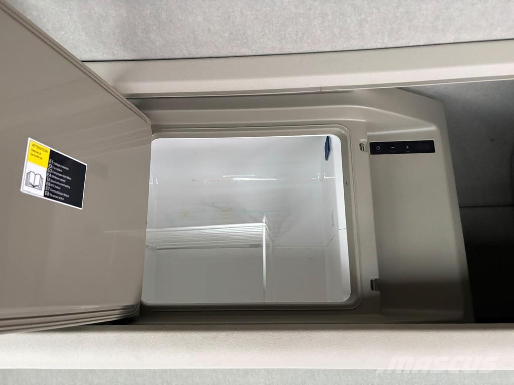 Volvo FM13 420 4x2 EURO6 + SIDE OPENING ボックスボディー、ウイング、箱車