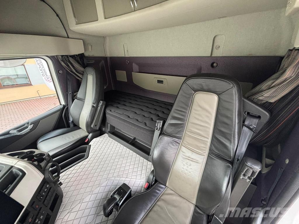 Volvo FM13 420 4x2 EURO6 + SIDE OPENING ボックスボディー、ウイング、箱車