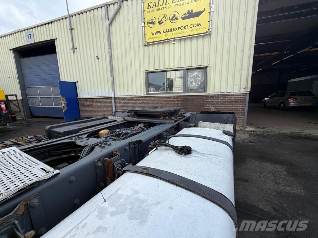 DAF XF 105.460 Tractor - Retarder - Euro 5 - Airco - S Tractor Units