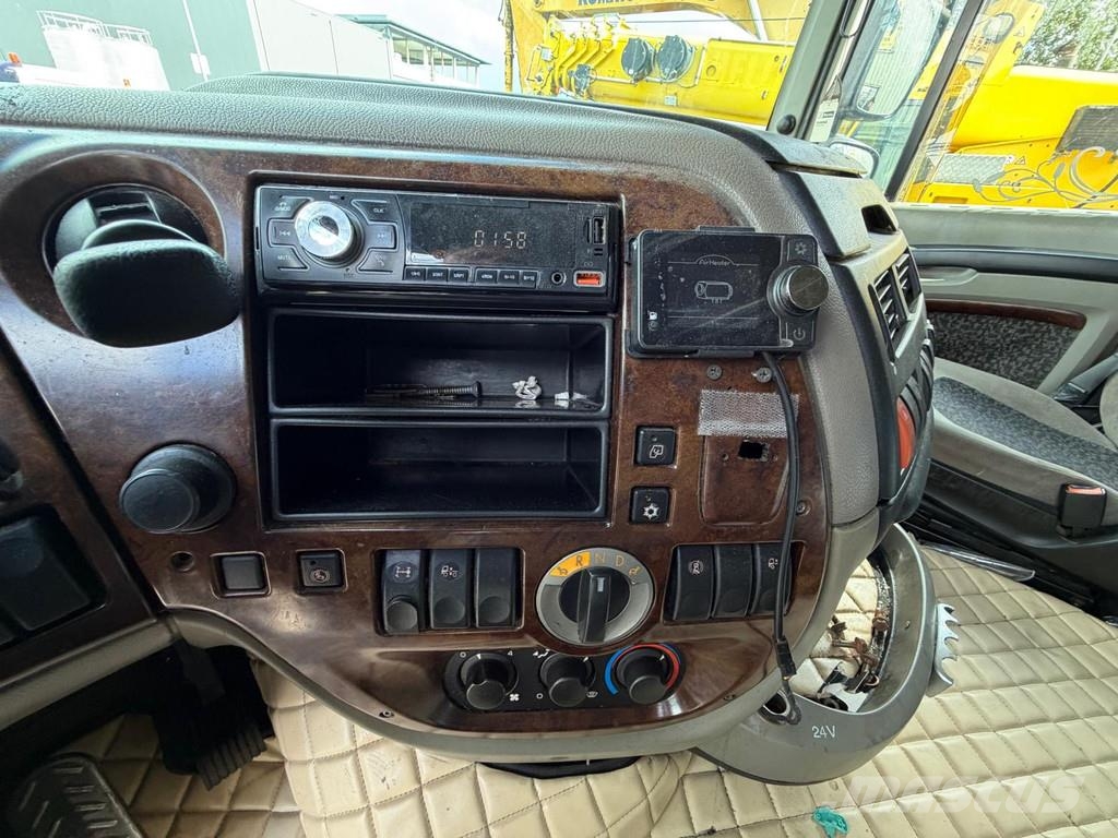DAF XF 105.460 Tractor - Retarder - Euro 5 - Airco - S Tractor Units