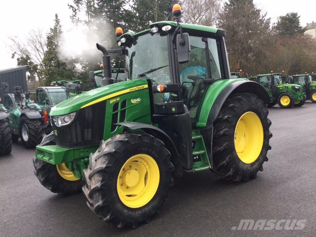 John Deere 6110M الجرارات