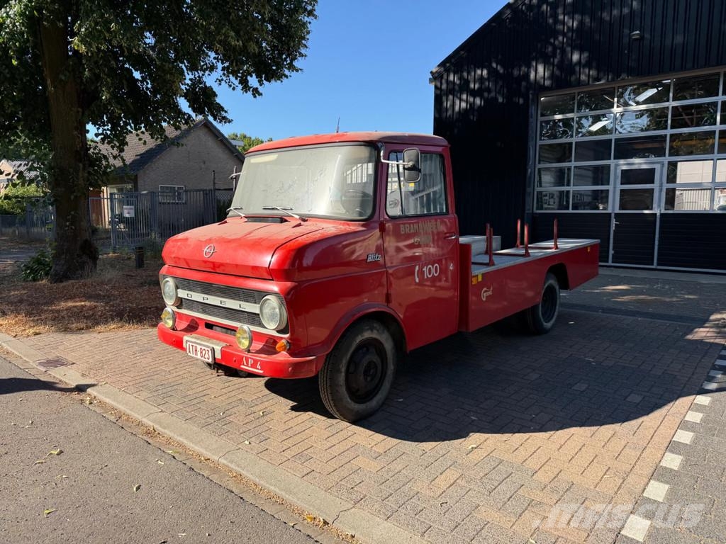 Opel Blitz K62 76 H Maar 8662km / 165pk / Oldtimer / Ex Dobozos teherautók