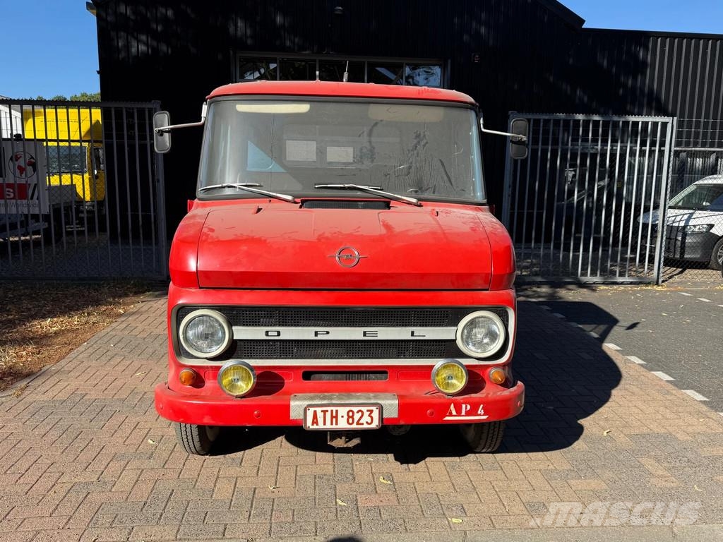 Opel Blitz K62 76 H Maar 8662km / 165pk / Oldtimer / Ex Dobozos teherautók