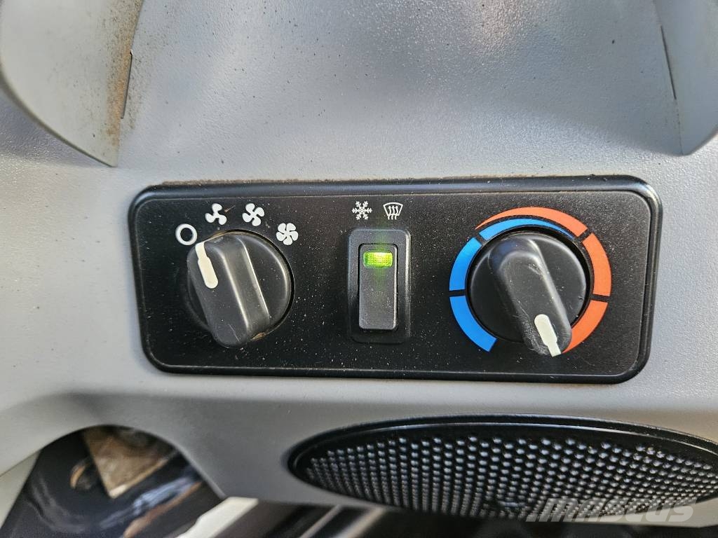 Bobcat T 590 Міні-навантажувачі