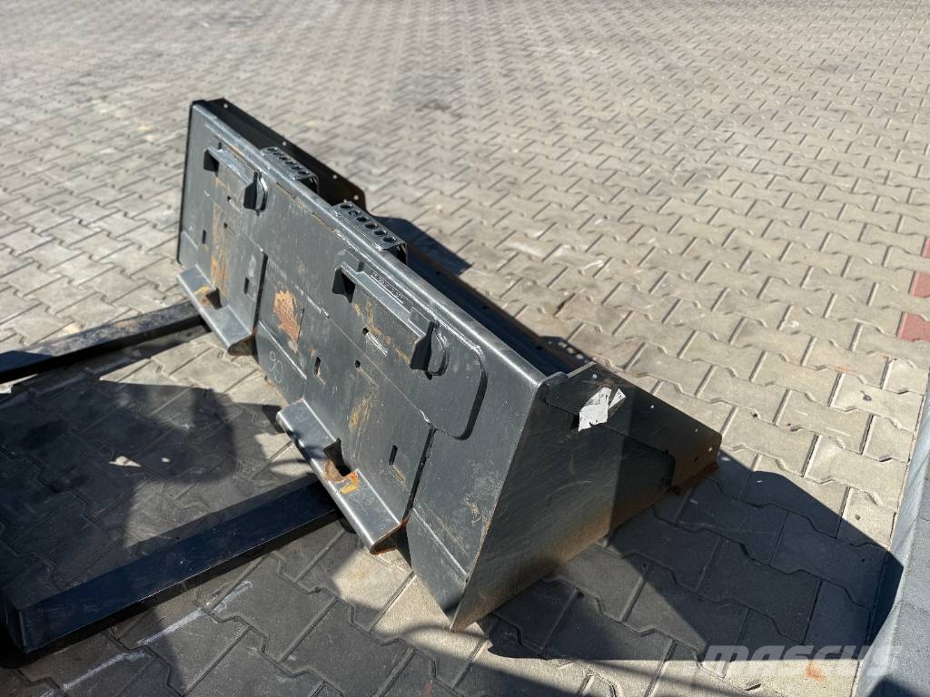 Bobcat T 590 Міні-навантажувачі