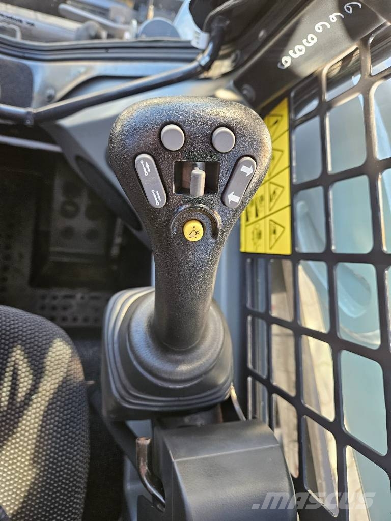 Bobcat T 590 Міні-навантажувачі