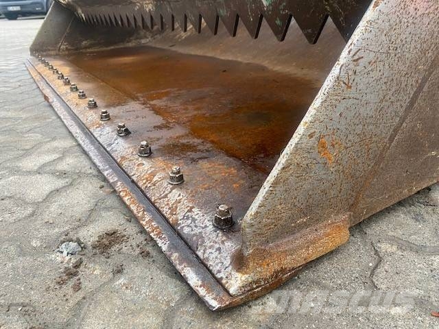 Seiler (5675)  Schaufel / bucket دلاء