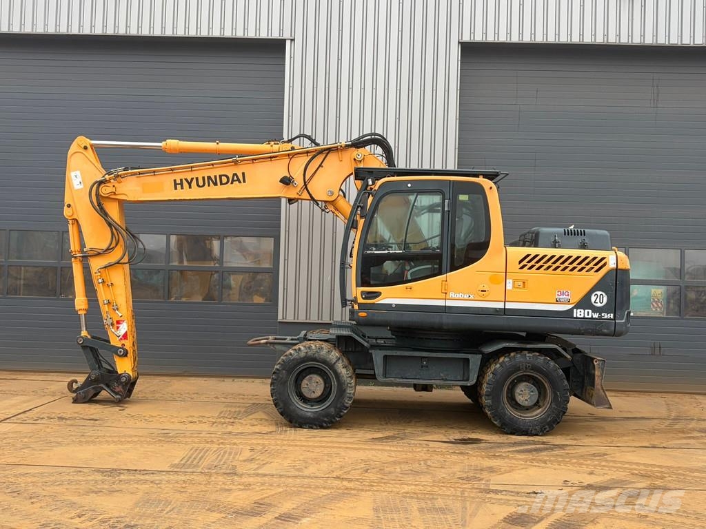 Hyundai Robex 180W-9A Excavadoras de ruedas