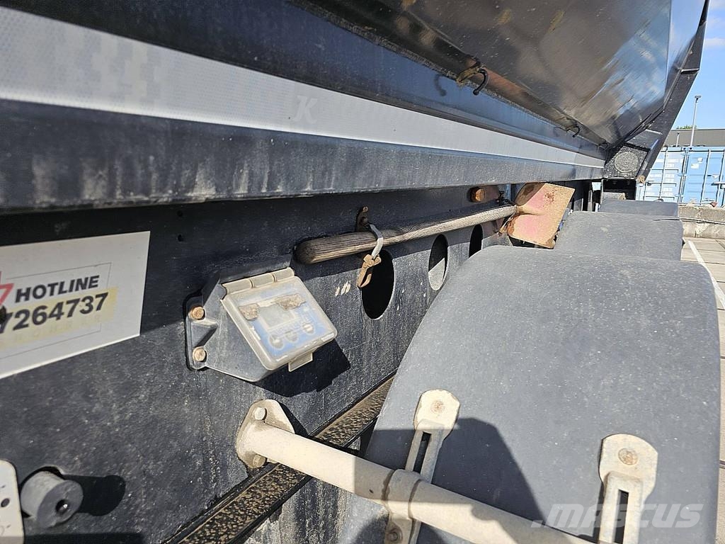 Kässbohrer L1S0R123 HALFPIPE STEEL Tipper semi-trailers