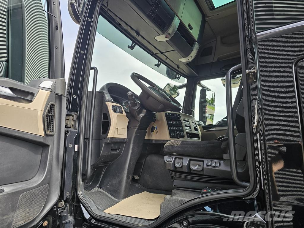 MAN TGS 35.510 8x4-4 BL / HMF 40 tm CRANE / KRAN Автокранове