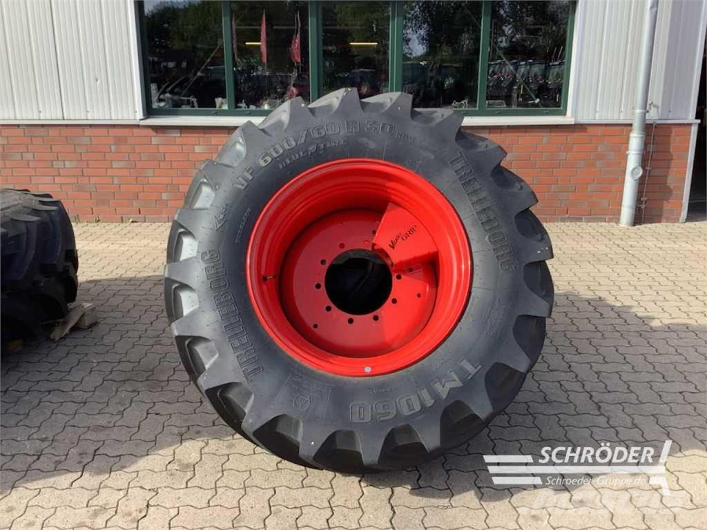 Fendt VF600/60 R30 + VF650/65 R42 TRELLEBORG Reifen
