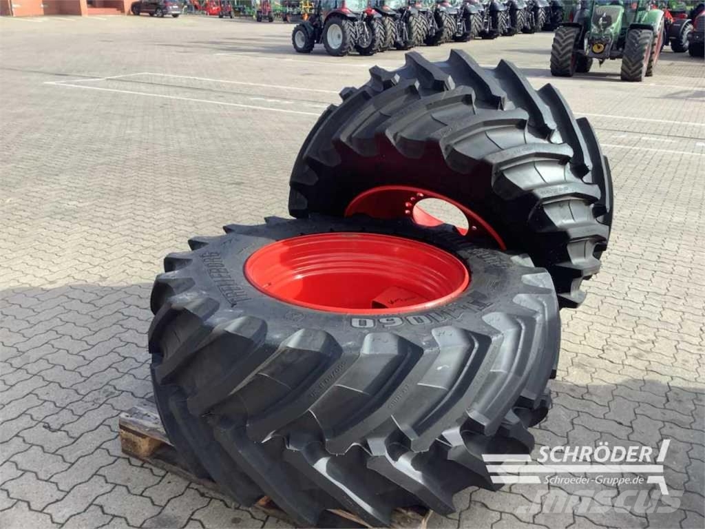 Fendt VF600/60 R30 + VF650/65 R42 TRELLEBORG Reifen