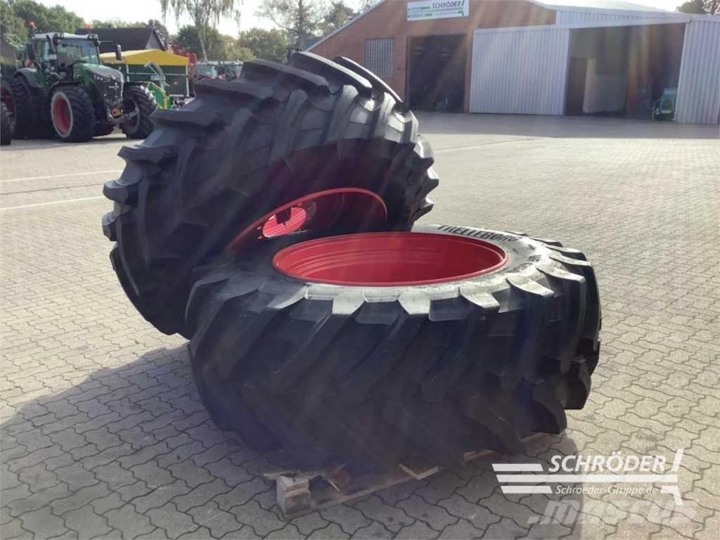 Fendt VF600/60 R30 + VF650/65 R42 TRELLEBORG Reifen