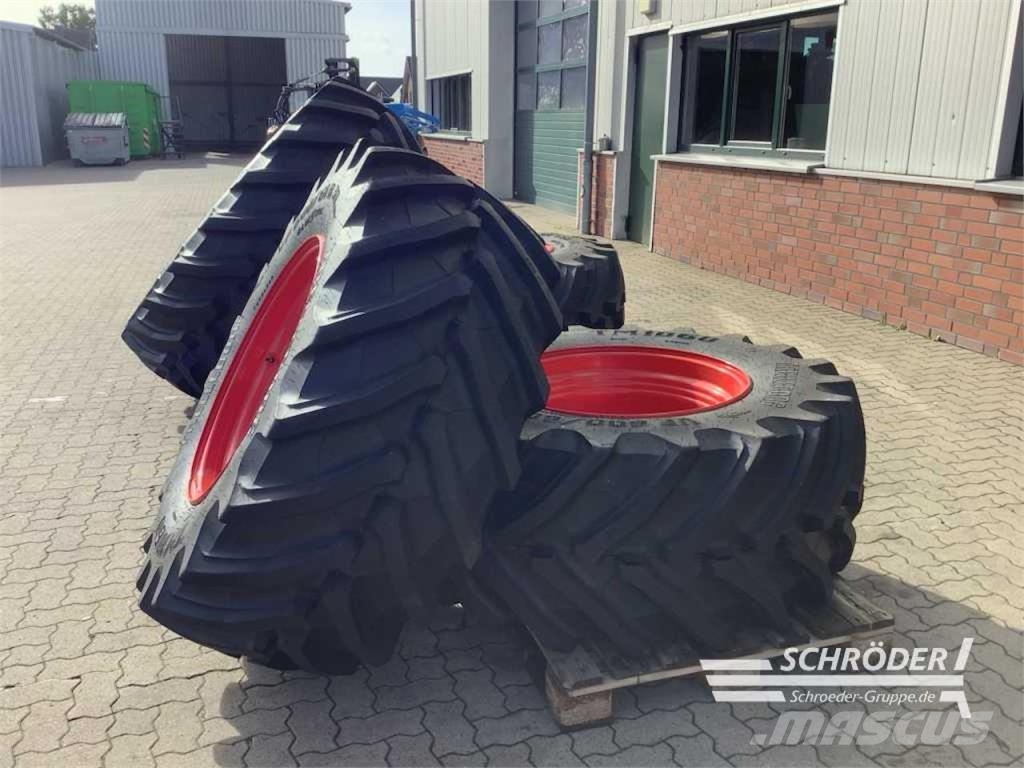 Fendt VF600/60 R30 + VF650/65 R42 TRELLEBORG Reifen