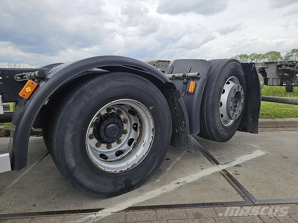 Iveco S-WAY AS260S48 6X2 STEER INTARDER Camioane Demontabile