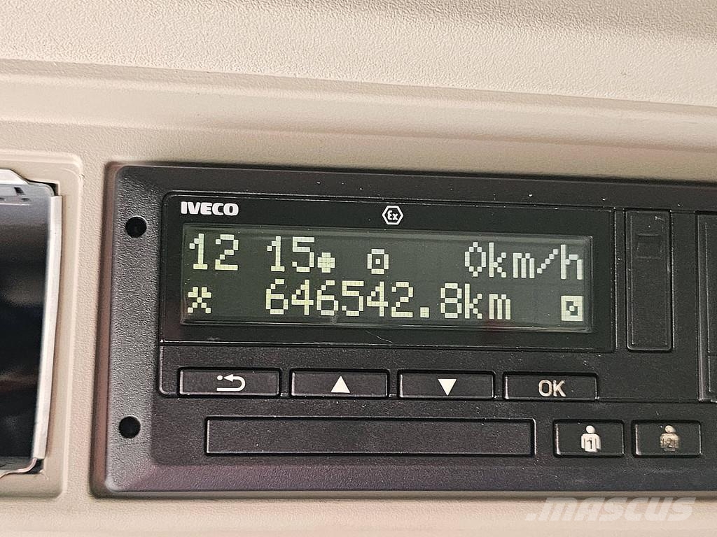 Iveco S-WAY AS260S48 6X2 STEER INTARDER Camioane Demontabile
