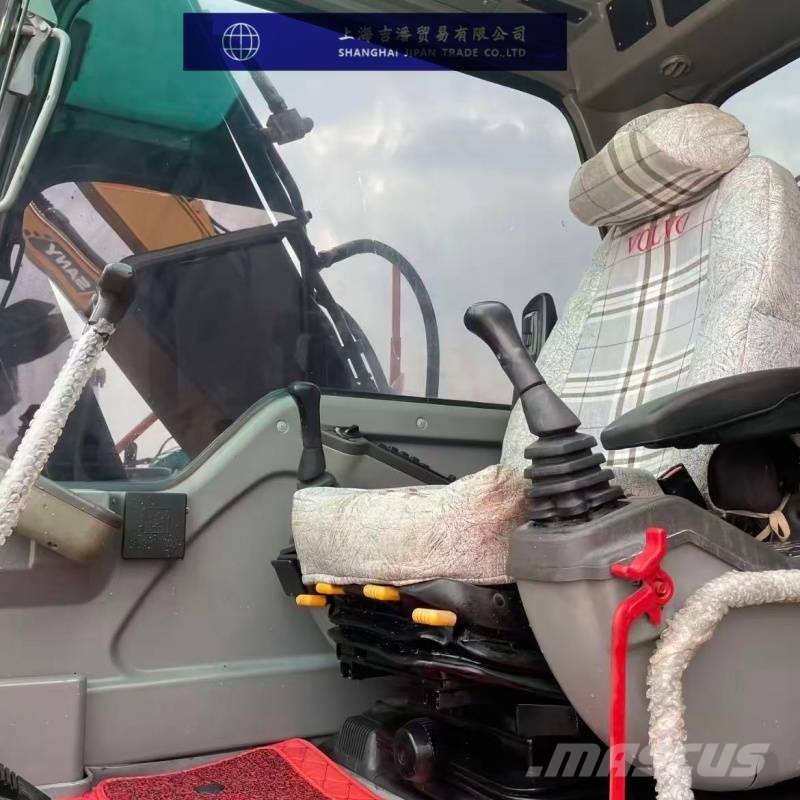 Volvo EC 150 中型油圧ショベル 7ｔ-12ｔ（ユンボ・パワーショベル・バックホー）